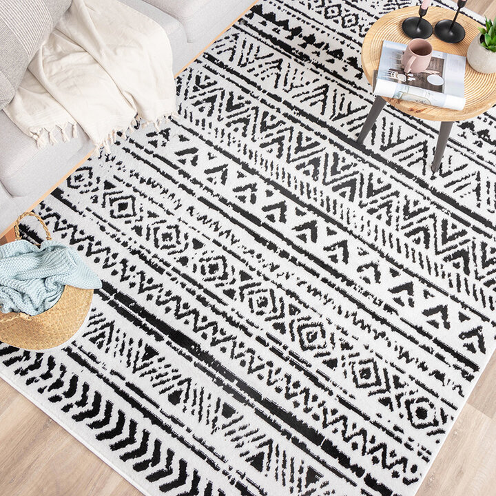 Skandinavisk Matta - Scandi Geo Svart/Vit