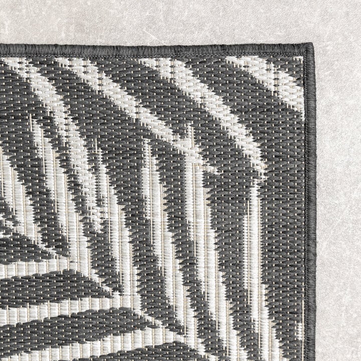 Utomhusmatta - Malta Leaves Svart