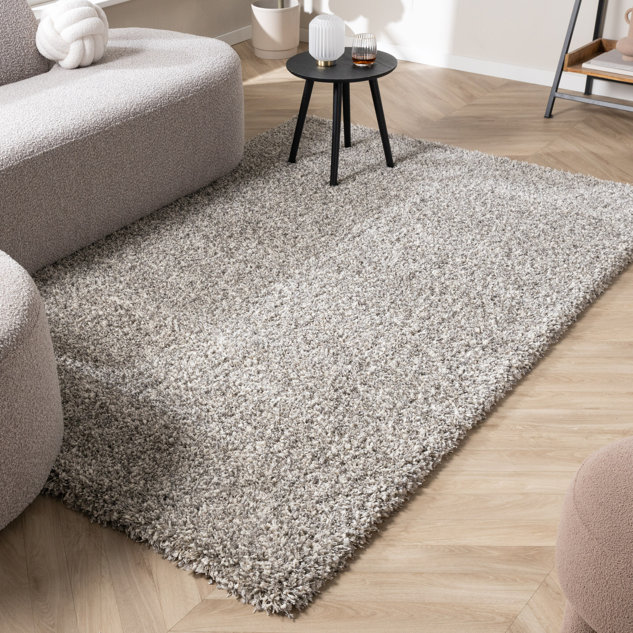 Lyxig höghårig matta - Yves Ljusgrå