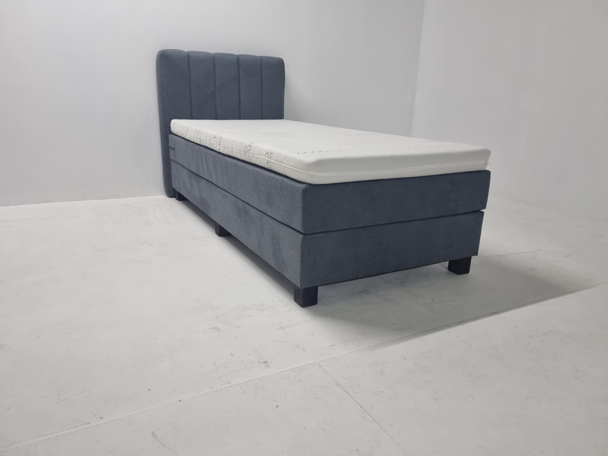 1-persoons boxspring Desiree - Outlet - 90x200cm