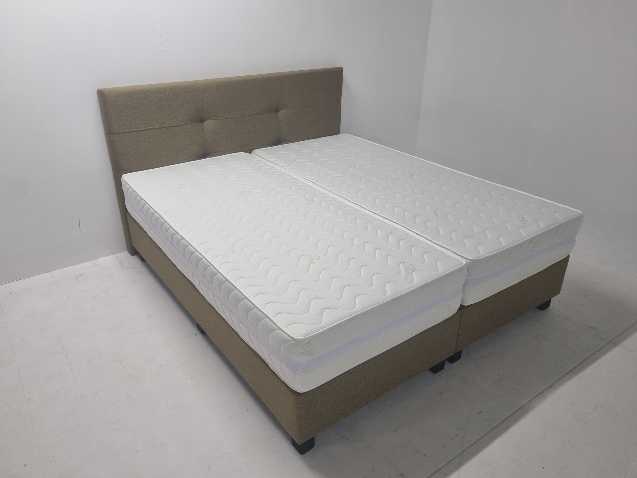 2 persoons boxspring Italia - 180cm