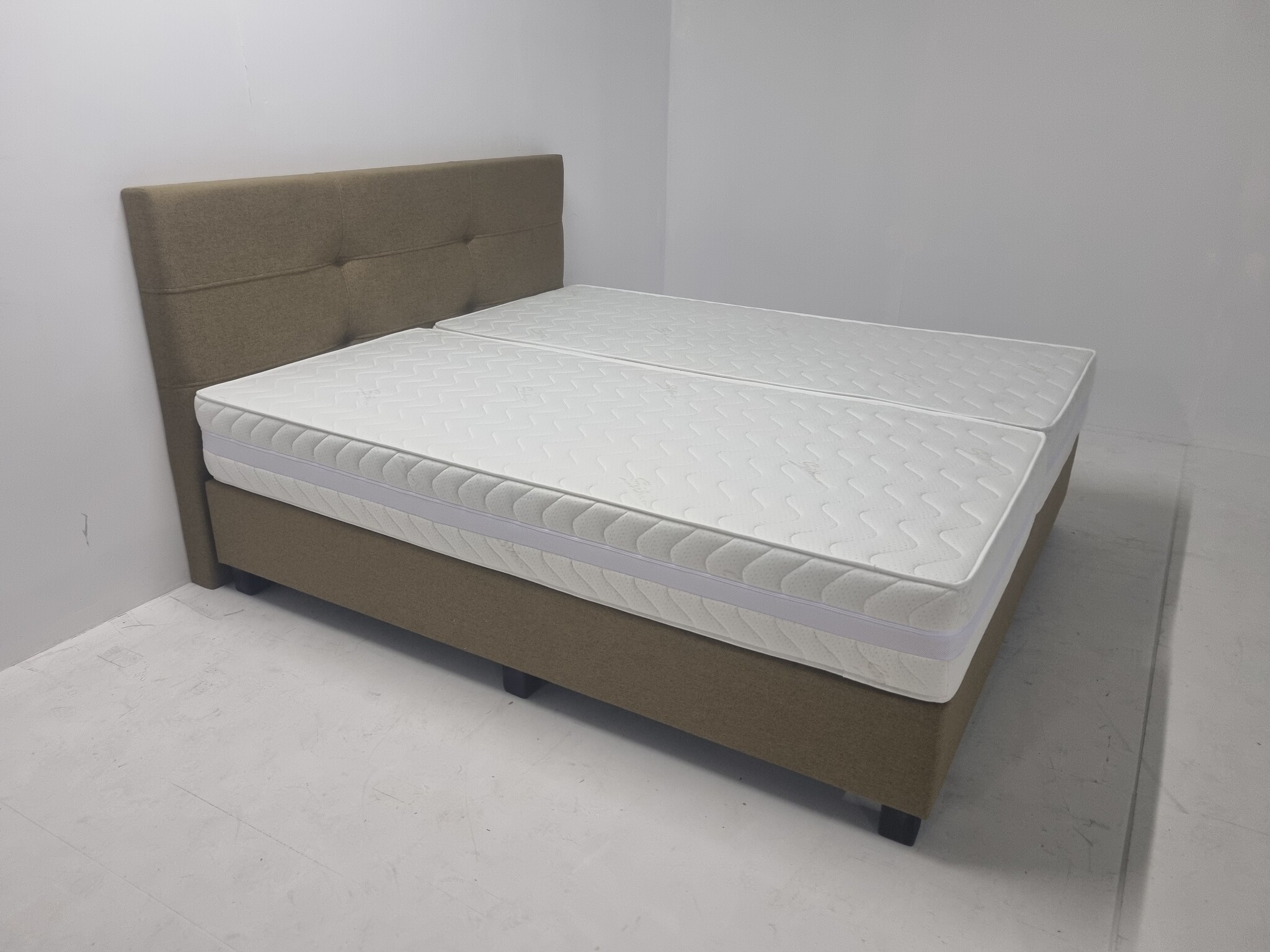 2 persoons boxspring Italia - 180cm