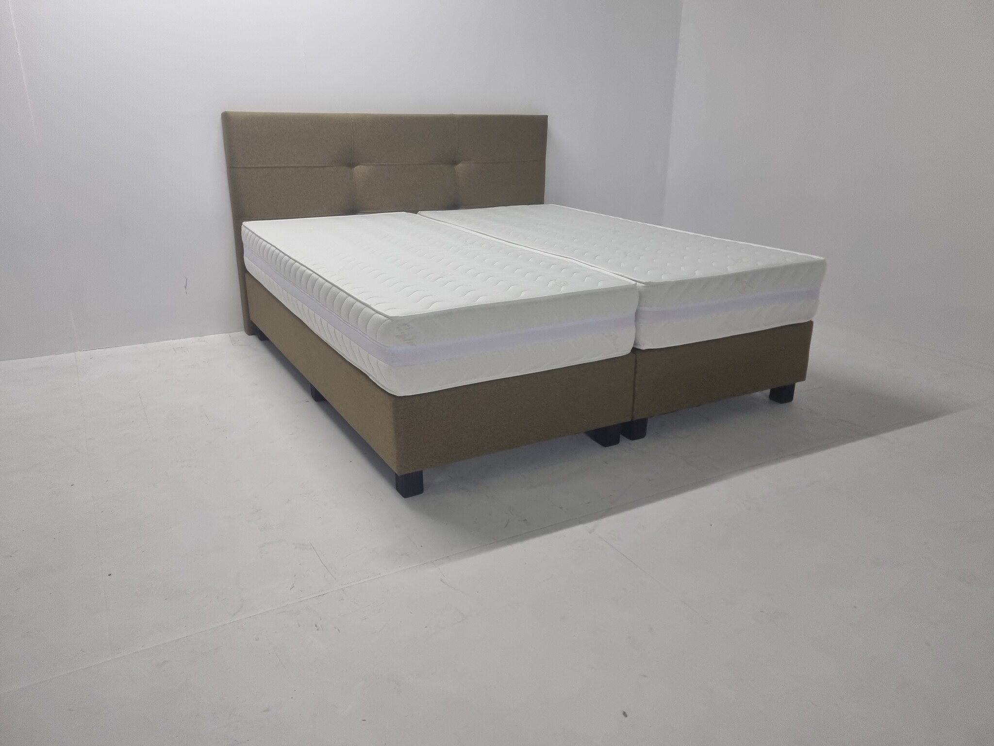 2 persoons boxspring Italia - 140cm