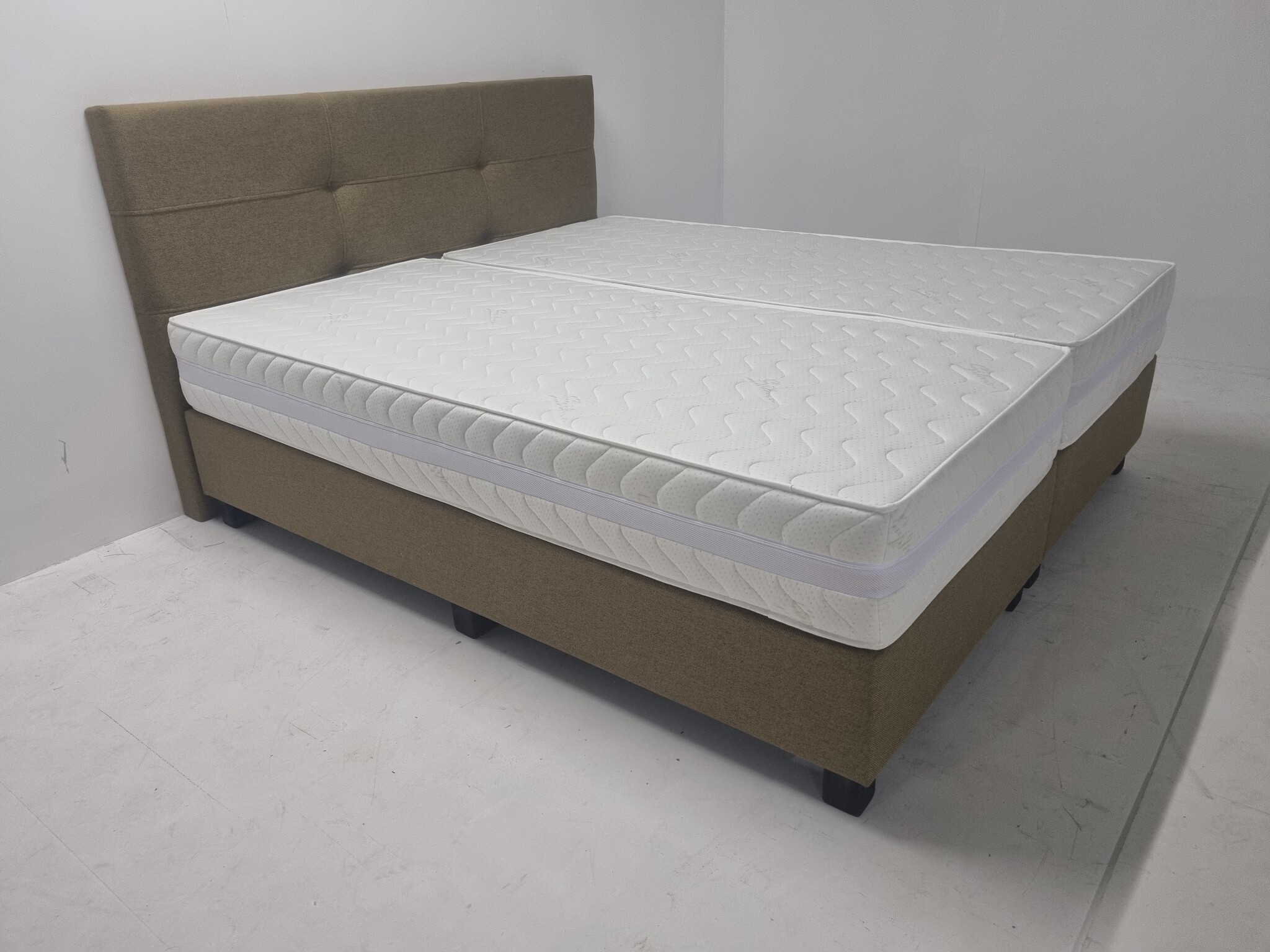 2 persoons boxspring Italia - 140cm