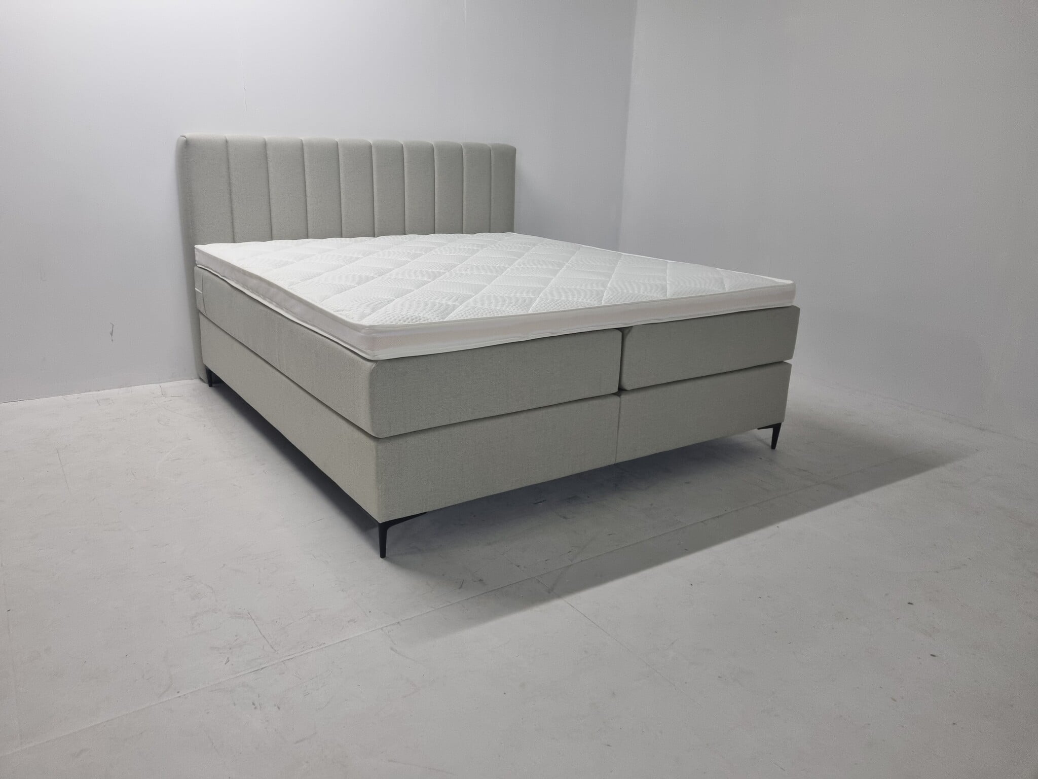 2 persoons boxspring Desiree - 180cm