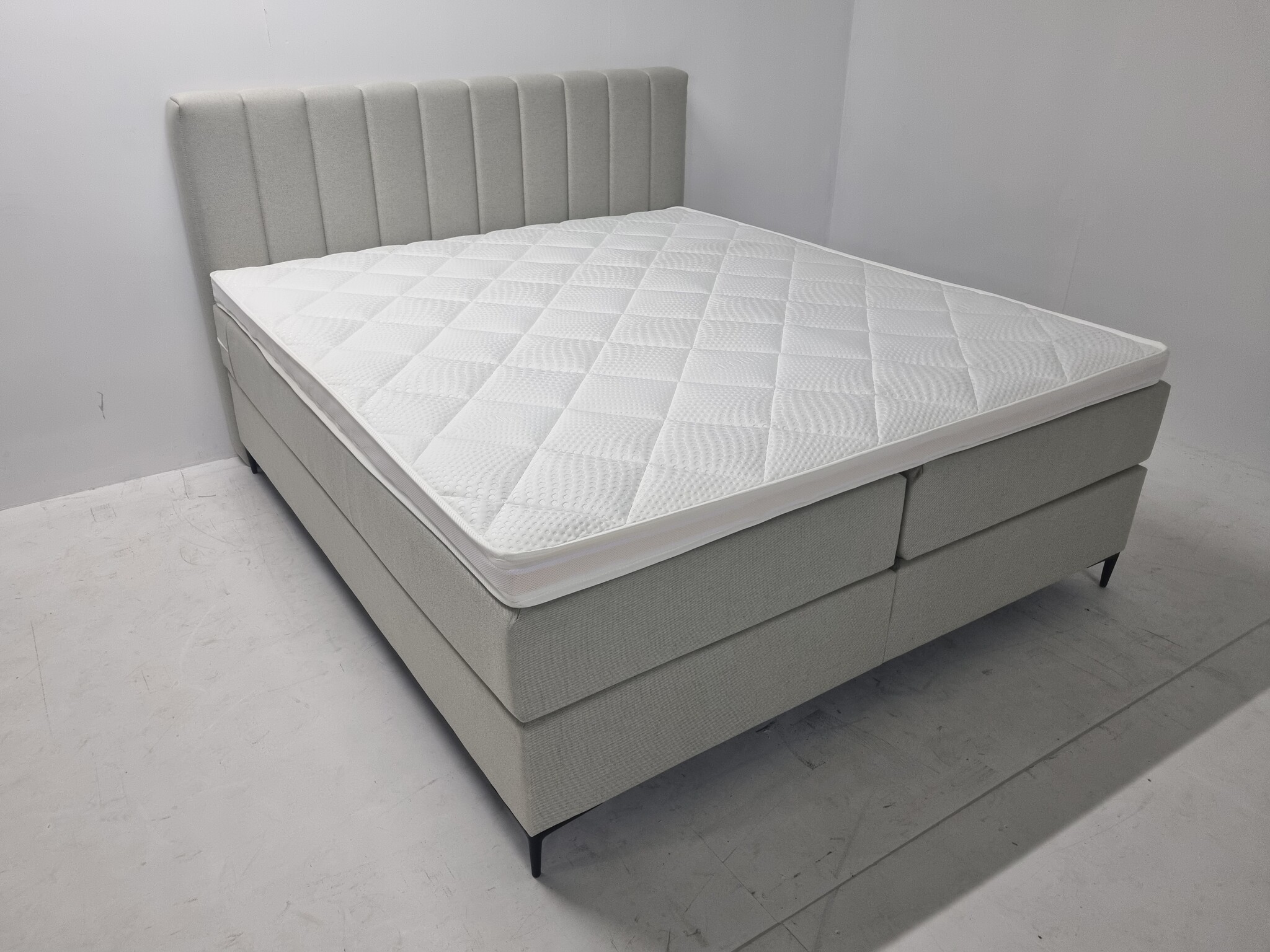 2 persoons boxspring Desiree - 180cm