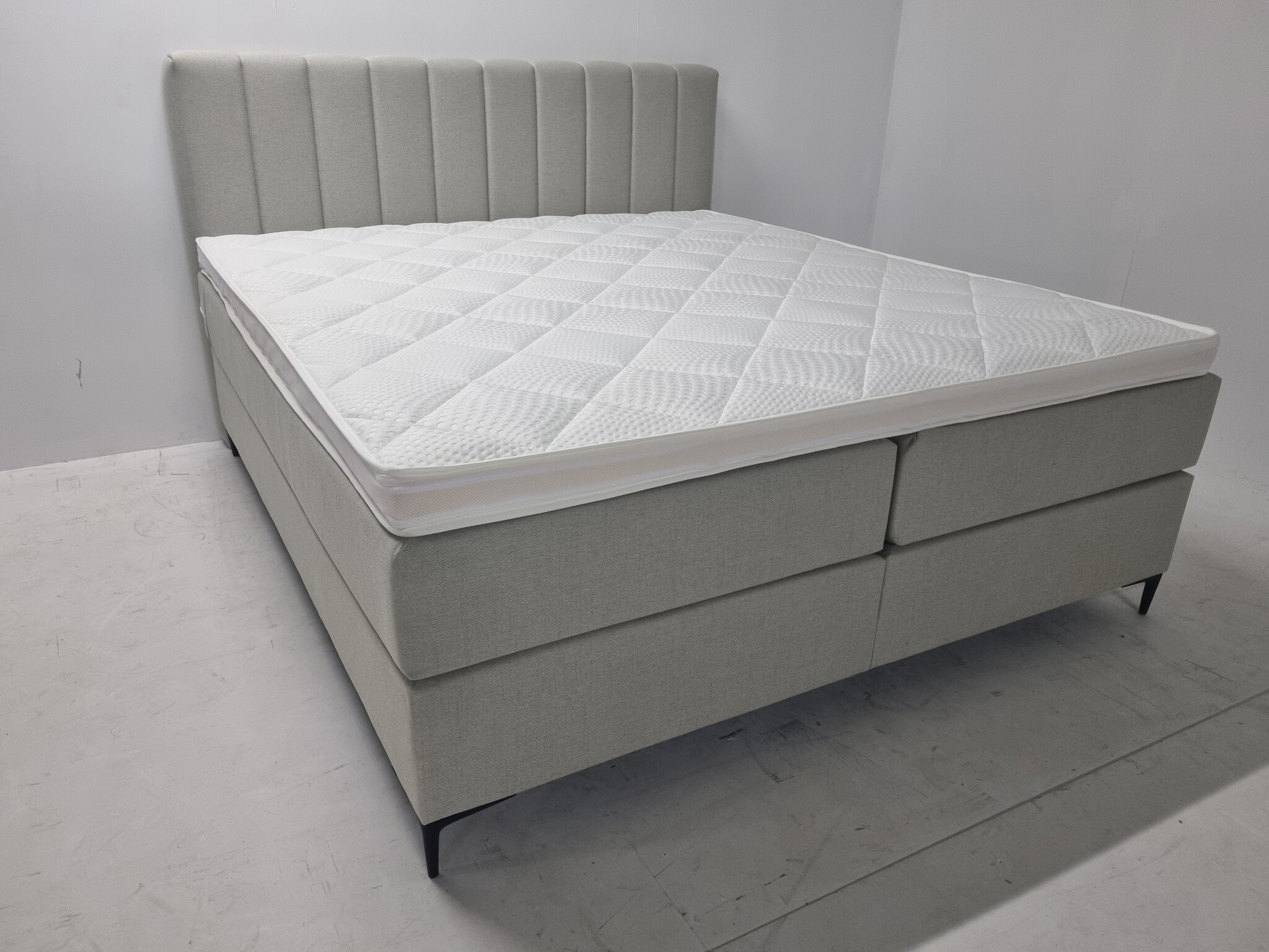 2 persoons boxspring Desiree - 180cm