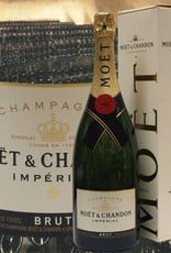 Moet & Chandon Champagner Magnum im Geschenkkarton