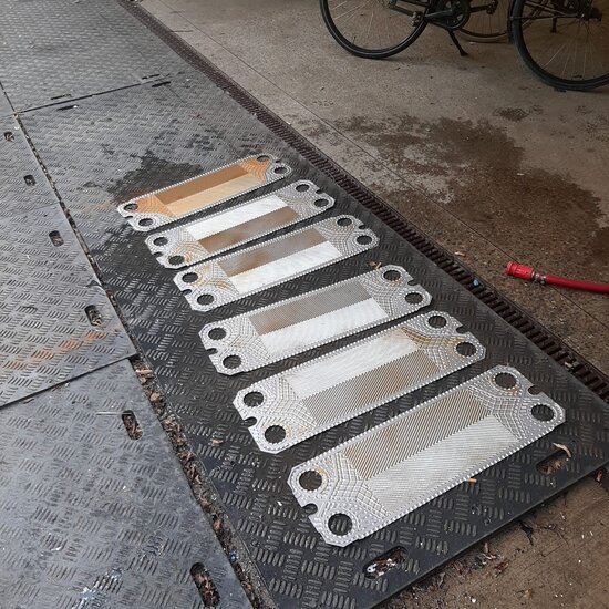 Huchem Edelstahl- & Aluminiumreiniger | 5L | Staluclean | Steelclean