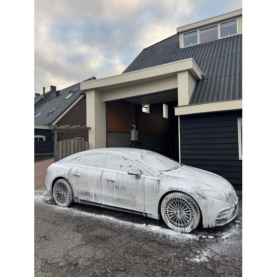 Huchem Autoshampoo | 0,5 L | FoamXtreme | Ultimative Schaummischung für glänzenden Lack | Konzentrat | Hugo Wasch