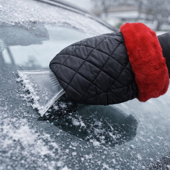 Huchem Eiskratzer | Eiskratzerhandschuh | 2-in-1 | Hugo Winter | Praktisches Gadget für die Wintermonate