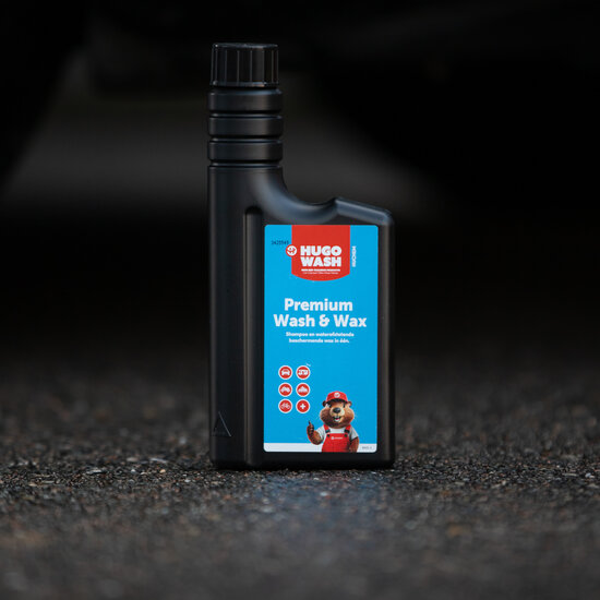 Huchem Wasch- & Wachs-Shampoo | 0,5 L | 2-in-1 Autoshampoo mit Wachs und wasserabweisender Wirkung | Premium Hugo Wasch