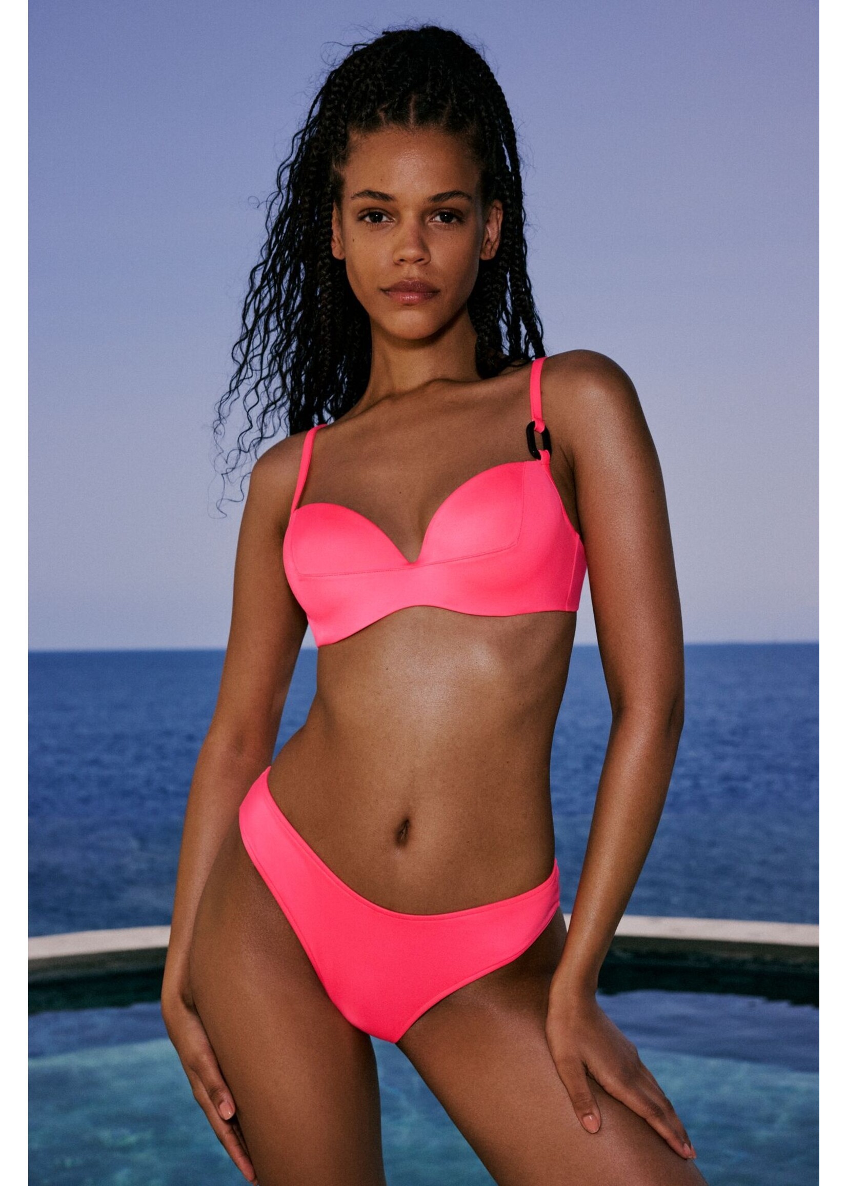 Sarda Sarda Buchanan Voorgevormde Plunge Bikinitop