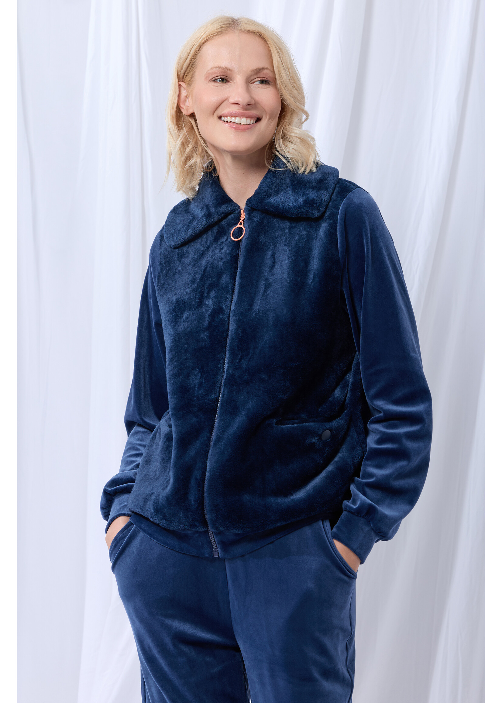 LordsXLilies Lords X Lilies Huispak