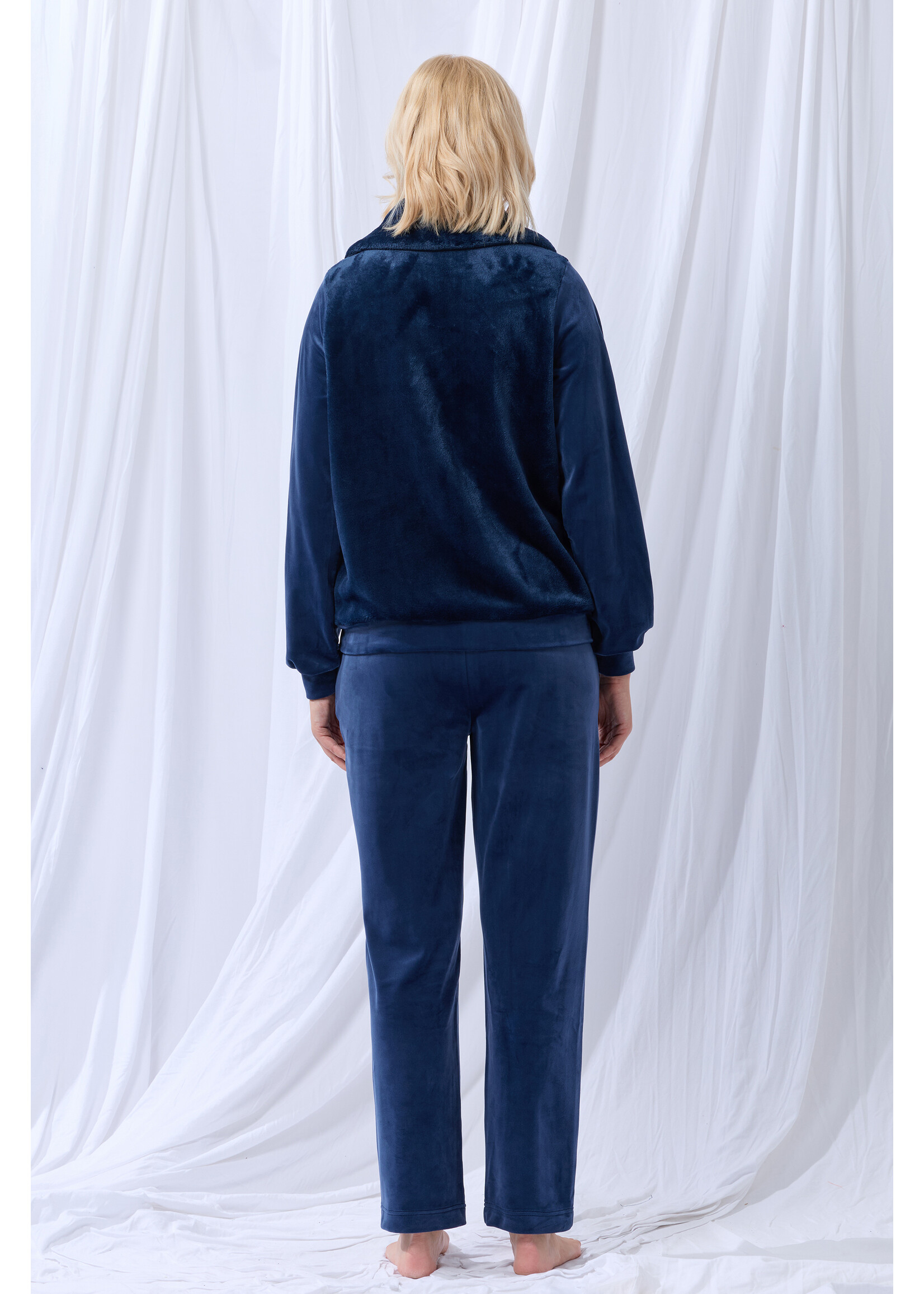 LordsXLilies Lords X Lilies Huispak