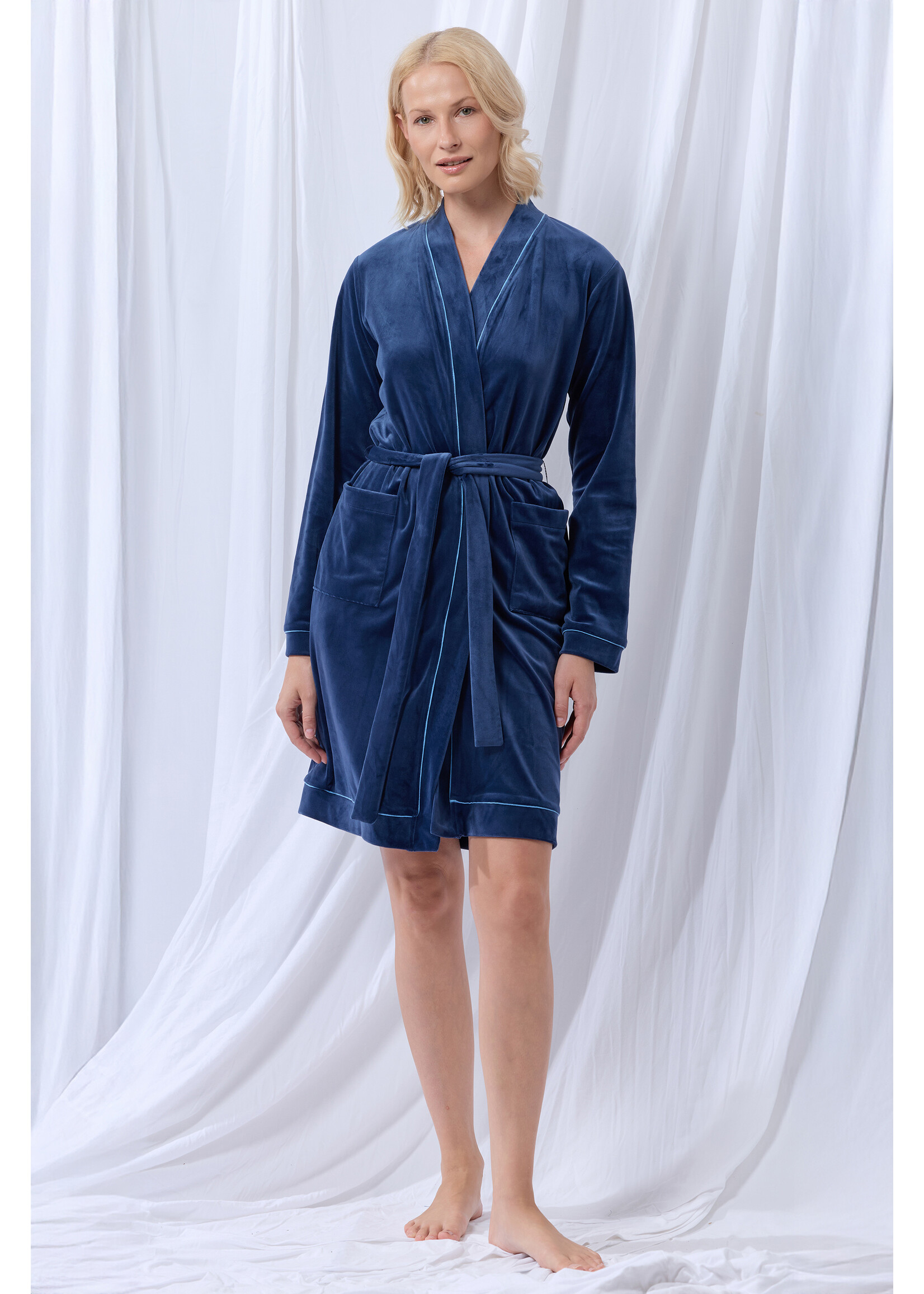 LordsXLilies Lords X Lilies Kamerjas