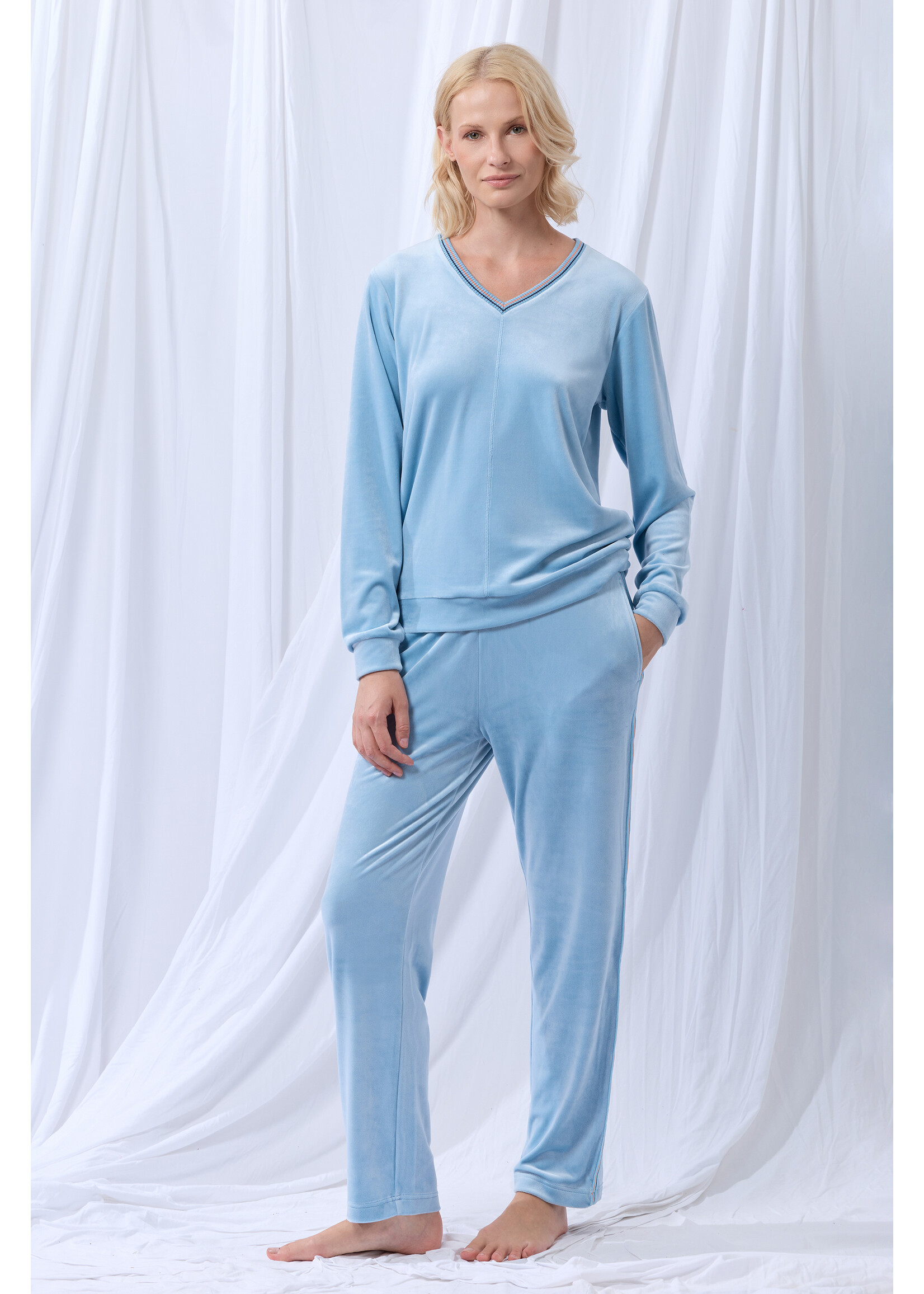 LordsXLilies Lords X Lilies Huispak