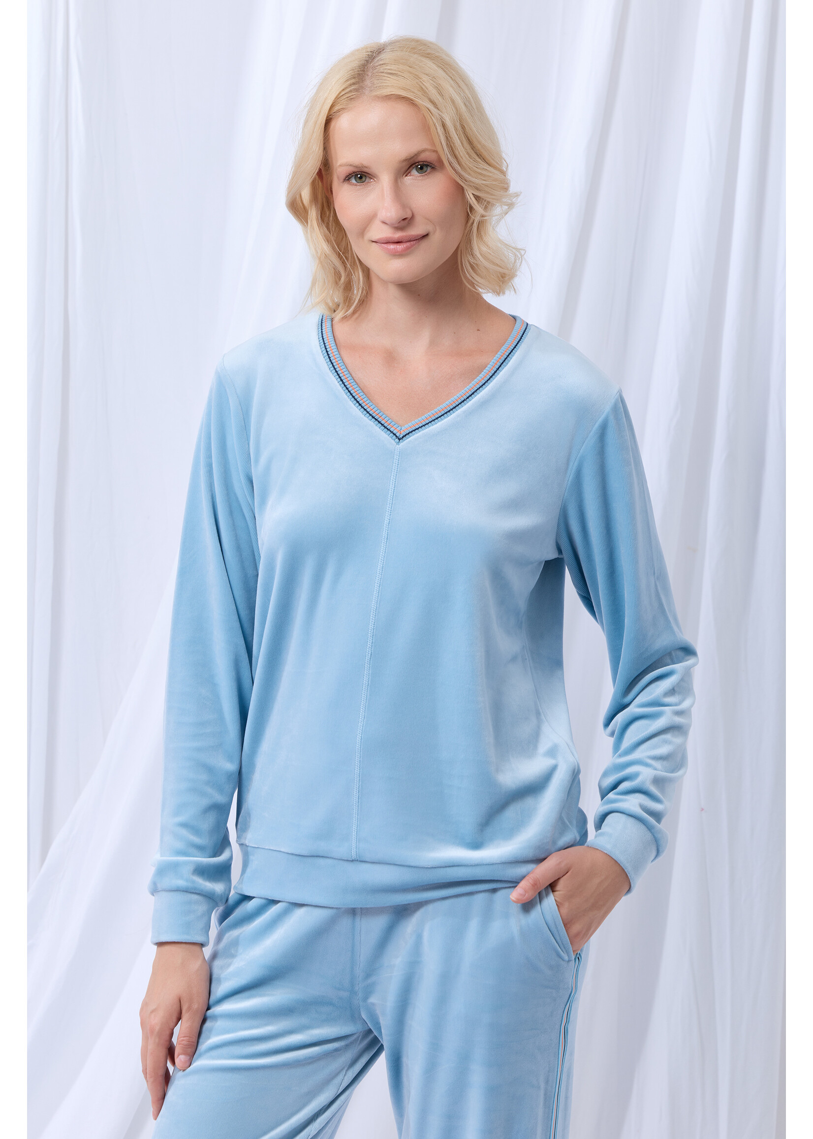 LordsXLilies Lords X Lilies Huispak