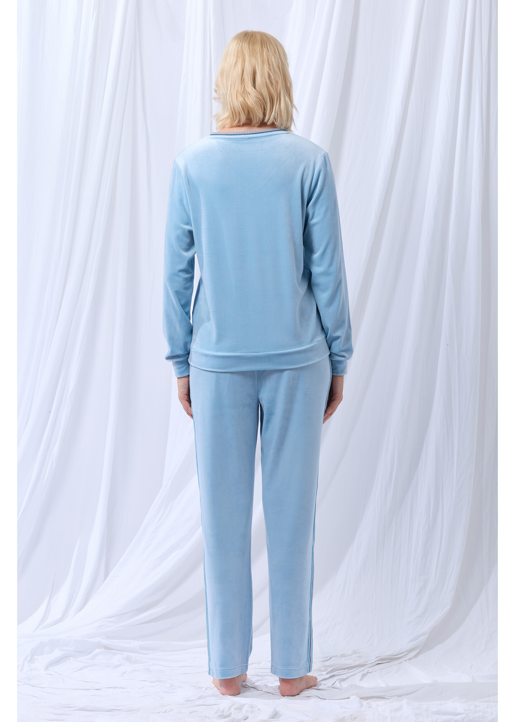 LordsXLilies Lords X Lilies Huispak