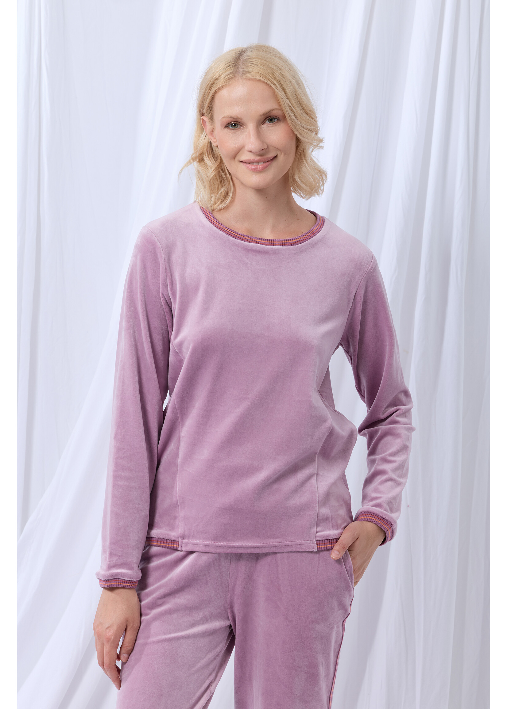 LordsXLilies Lords X Lilies Huispak