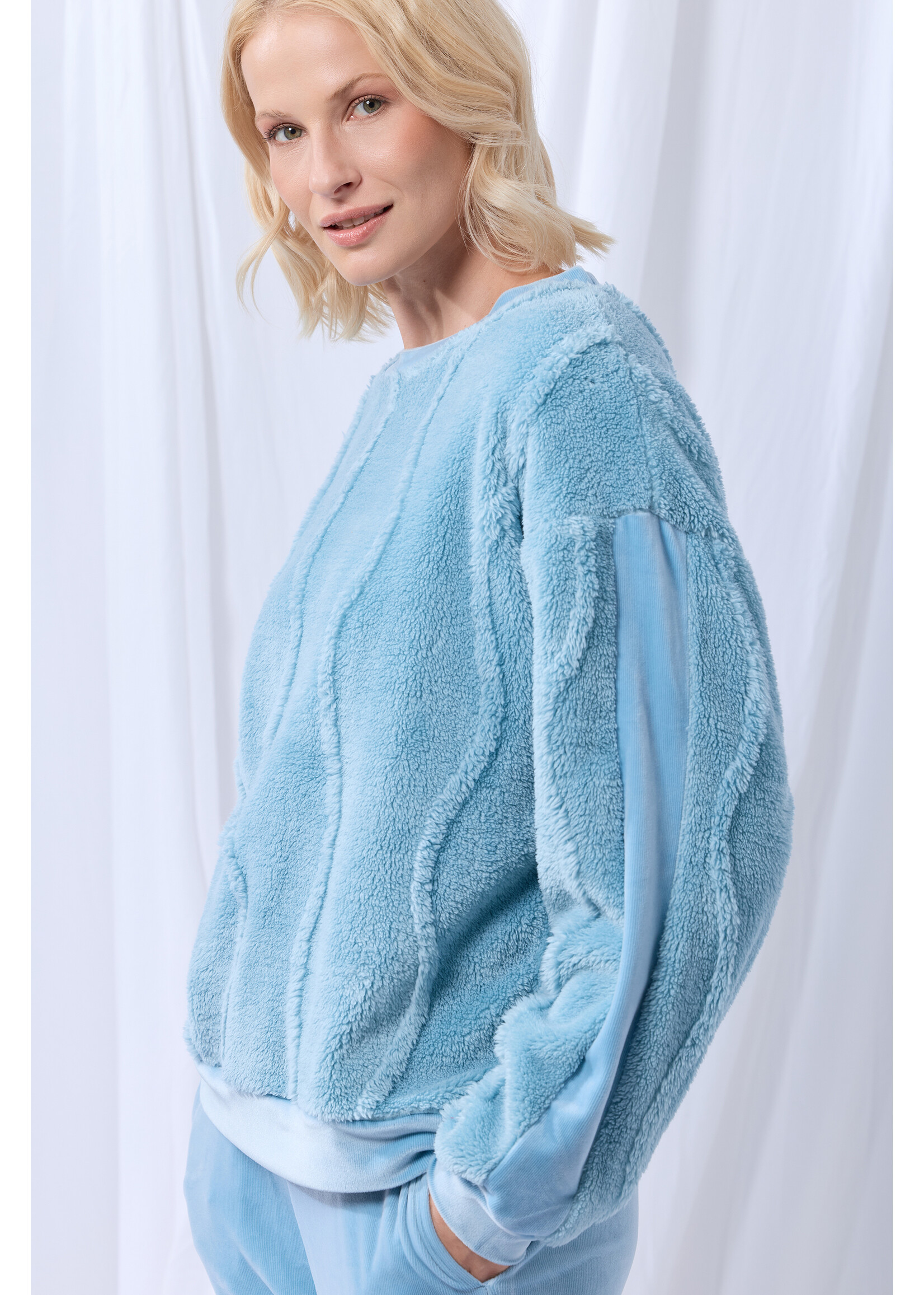 LordsXLilies Lords X Lilies Huispak