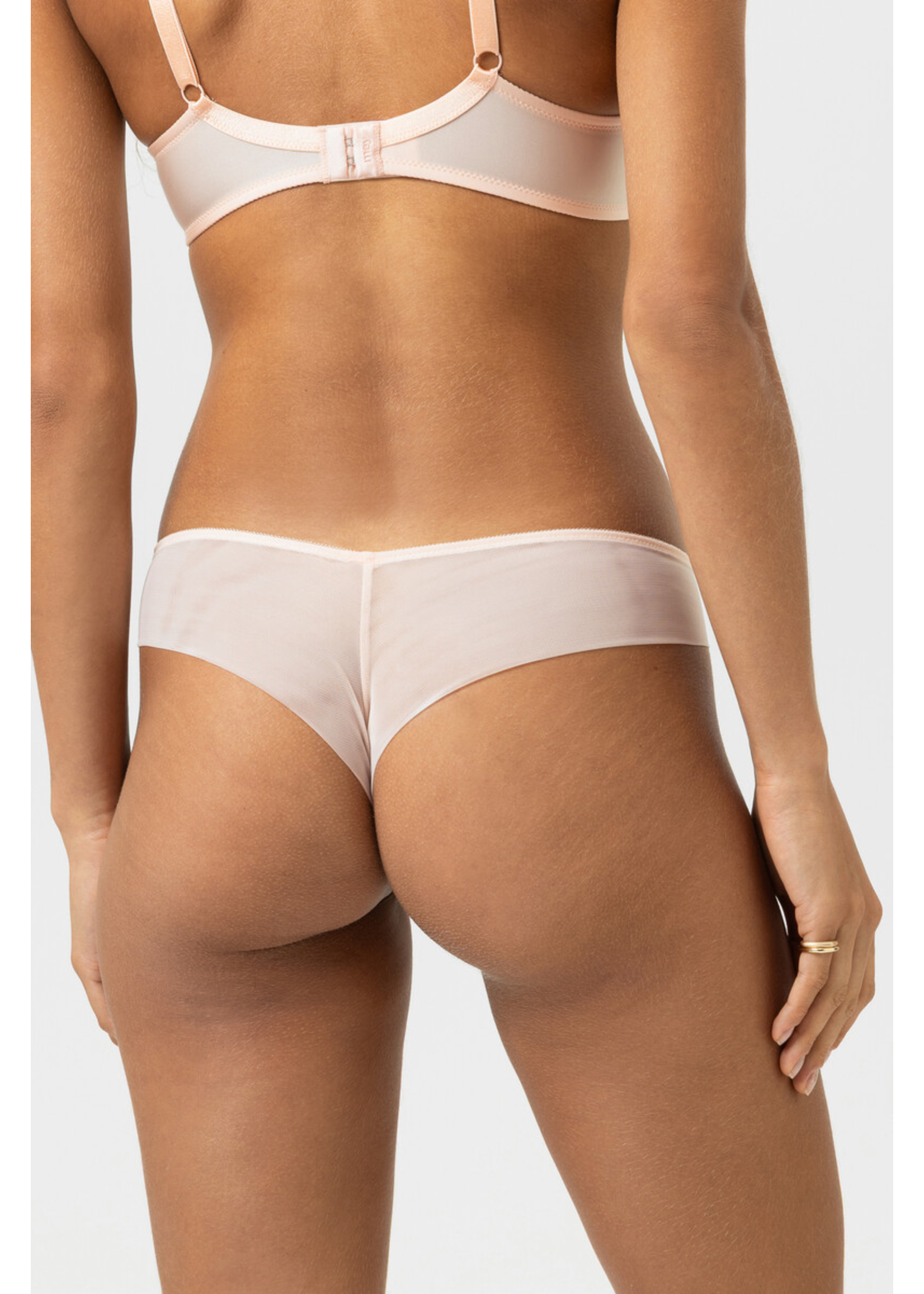 Mey Mey Delightful String