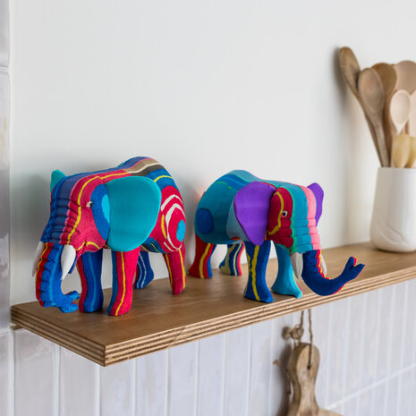 Elephant Medium Elephant Medium