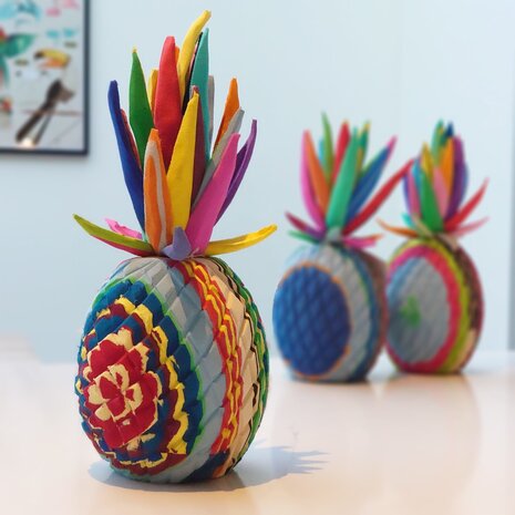 Ananas moyen Ananas moyen