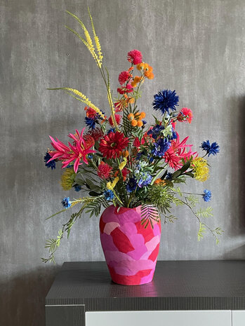 Vase mit Flip-Flops
