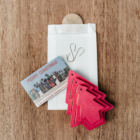 Un pendentif de Noël joyeux et impactant Un pendentif de Noël joyeux et impactant