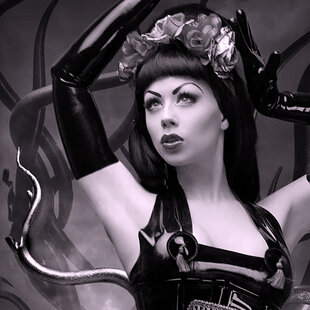 I LOVE KINKY KLEDING