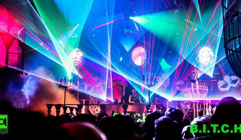 Wil je alles over Crazyland B.I.T.C.H. weten?  Lees hier het verhaal van Kimberley