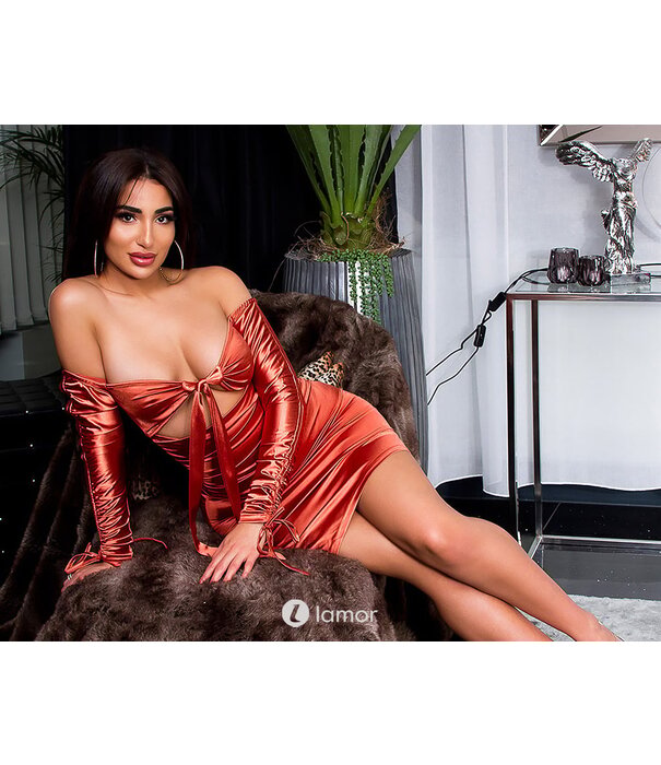 * KOUCLA Sexy satijnen off-shoulder jurk in brons kleur