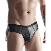 Slip,gemaakt van rekbaar matwetlook Materiaal. Brede elastische band. Met Big Boss Effect, via een netinzetstuk .