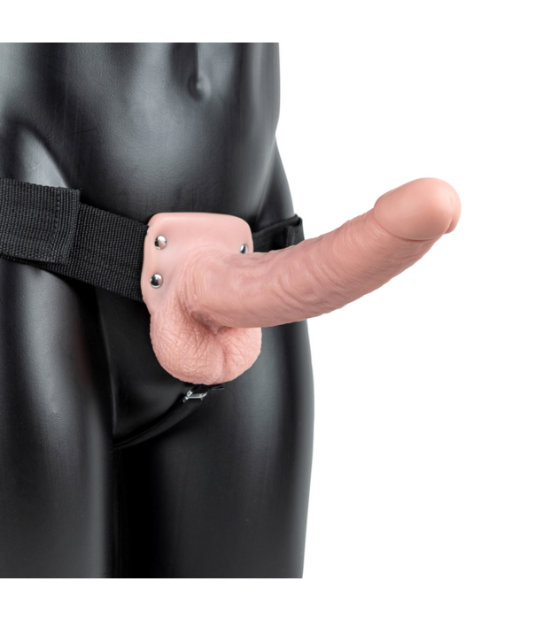 RealRock by Shots Vibrerende Holle Strap-On met Ballen - 9 / 23 cm