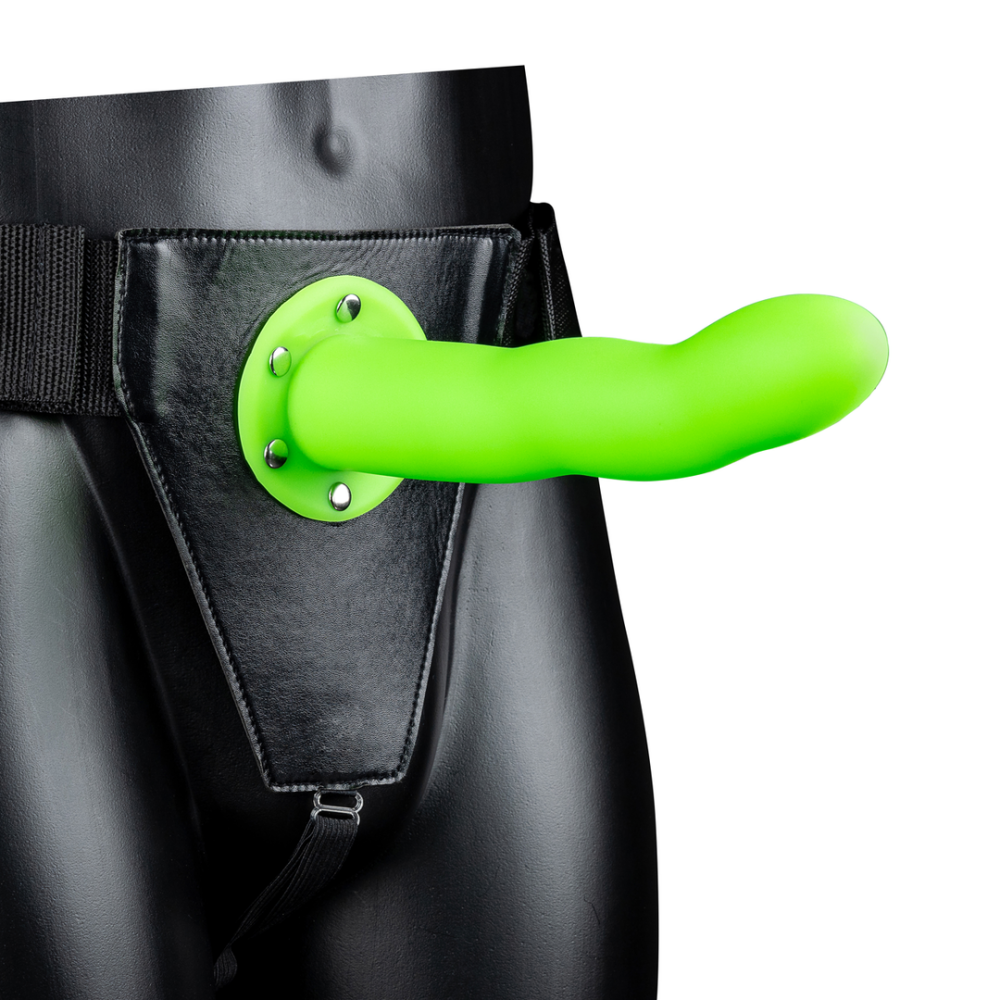 Ouch! by Shots Glow in the Dark Curved Hollow Strap-On - 8 / 20 cm - Neon Groen afbeelding
