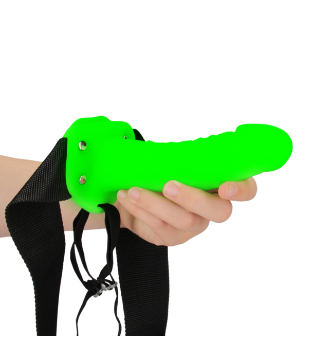 Ouch! by Shots Realistische Strap-On Harnas - Glow in the Dark - 7 / 18 cm