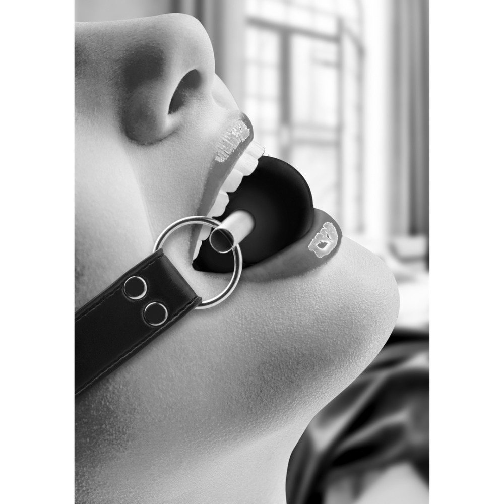 Ouch! by Shots Massieve Ball Gag afbeelding