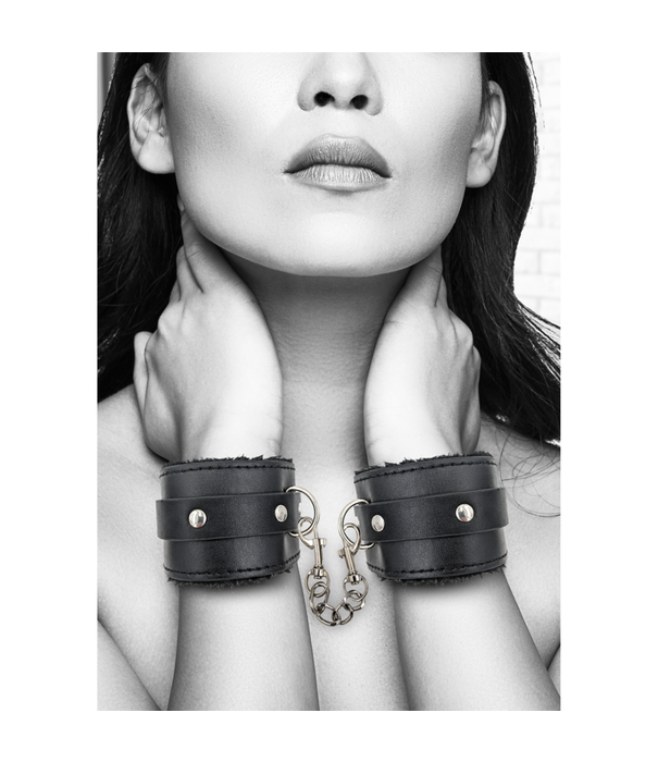 Ouch! by Shots Pluche Gelijmde Leren Handboeien