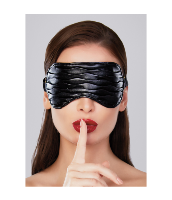 Allure Butter Soft - Faux Leather Mask met Ruffles - One Size