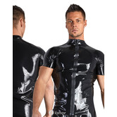 Strak latex shirt van glanzend zwart natuurlatex met kleine hoge kraag en front-rits
