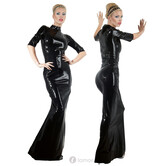 Verleidelijke latex jurk met hoge kraag, taillering en doorlopende rits