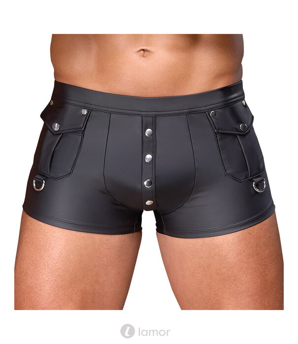 * NEK NEK Strakke short in zwart mattlook met drukknopen in de pouch, klappentasjes en decoratieve D-ringen
