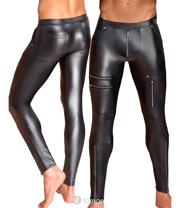 * NEK NEK Smalle Broek in zwart mattlook met stretchbund, rits- en nieten-details, zakken & hoge elasticiteit