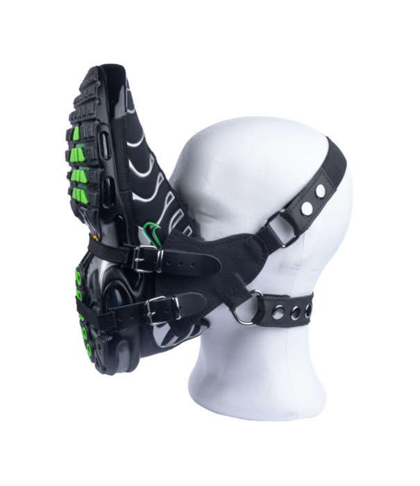 Red Leather Sniff My Sneaker - Leren Masker - Zwart