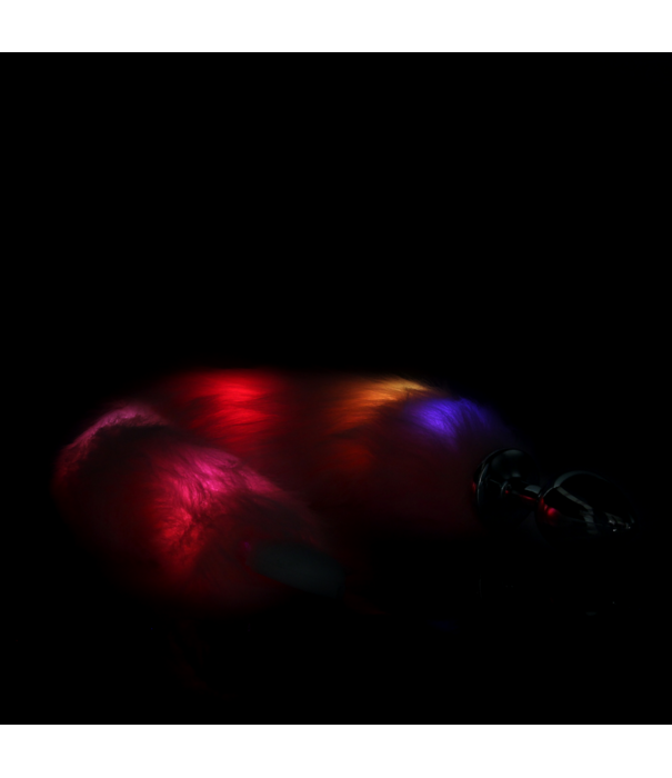 Ouch! by Shots Lichtgevende vossenstaart met metalen buttplug