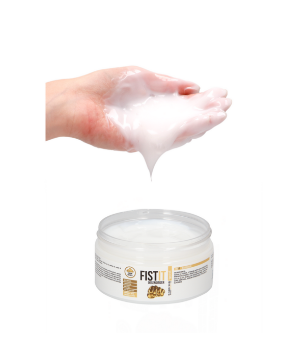 Fist It by Shots Verdovende Glijmiddel - 10,1 fl oz / 300 ml