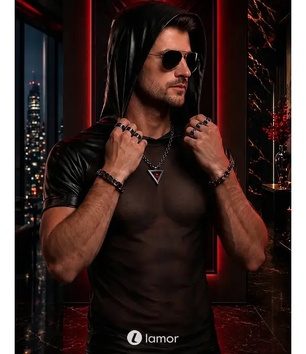 * RFP Regnes Fetish Planet Red Mark heren mesh T-shirt ADMagnus001 met wetlook capuchon zwart