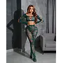 Snapshot tweedelige kanten set Storm Groen met crop top, lange mouwen, opengewerkte details en aansluitende legging FeelingLikeAPrincess