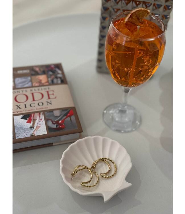 Earring big ring double